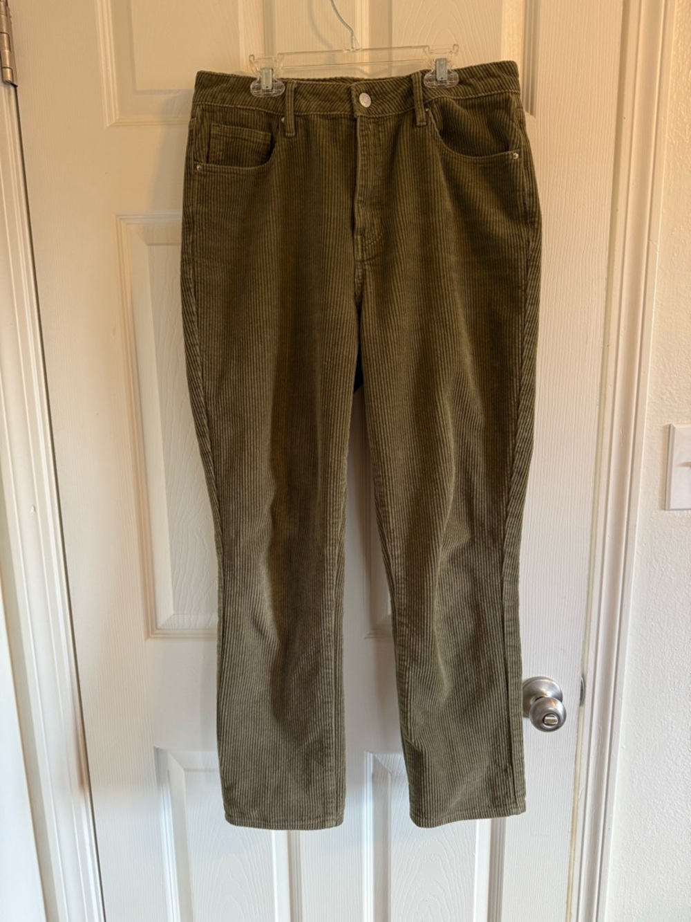 PacSun Olive Corduroy Mom Jean Style Pants Sz 29